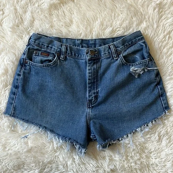 Vintage Lee - Women’s Cut Off Denim Shorts, Distressed Jean Shorts size 12 - Picture 1 of 7